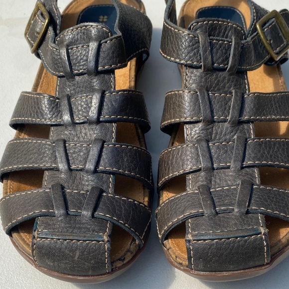 Naturalizer Women’s Size 9M Hiking Black Leather Sandals - Picture 3 of 8